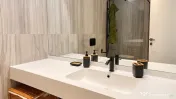 2 camere I Nusco faza 2 I Vedere spre gradina interioara