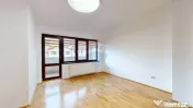 Gradinita? Afterschool? Showroom? Birouri?