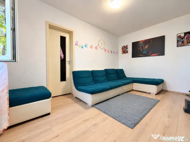 Apartament 3 camere, 48mp utili, etaj 3 - Piata Doina - Timisoara (Timis)