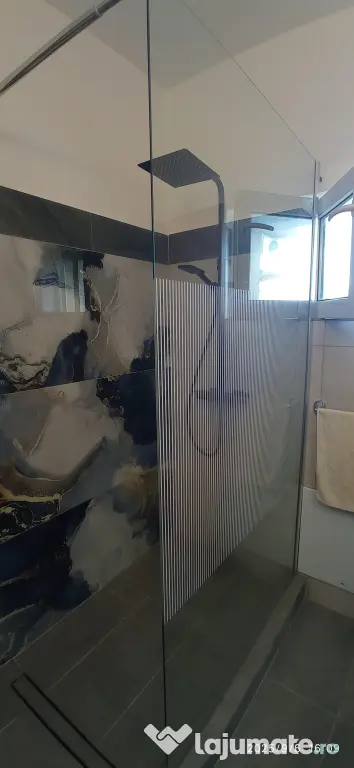 Vand apartament cu 4 camere , Sanmartin