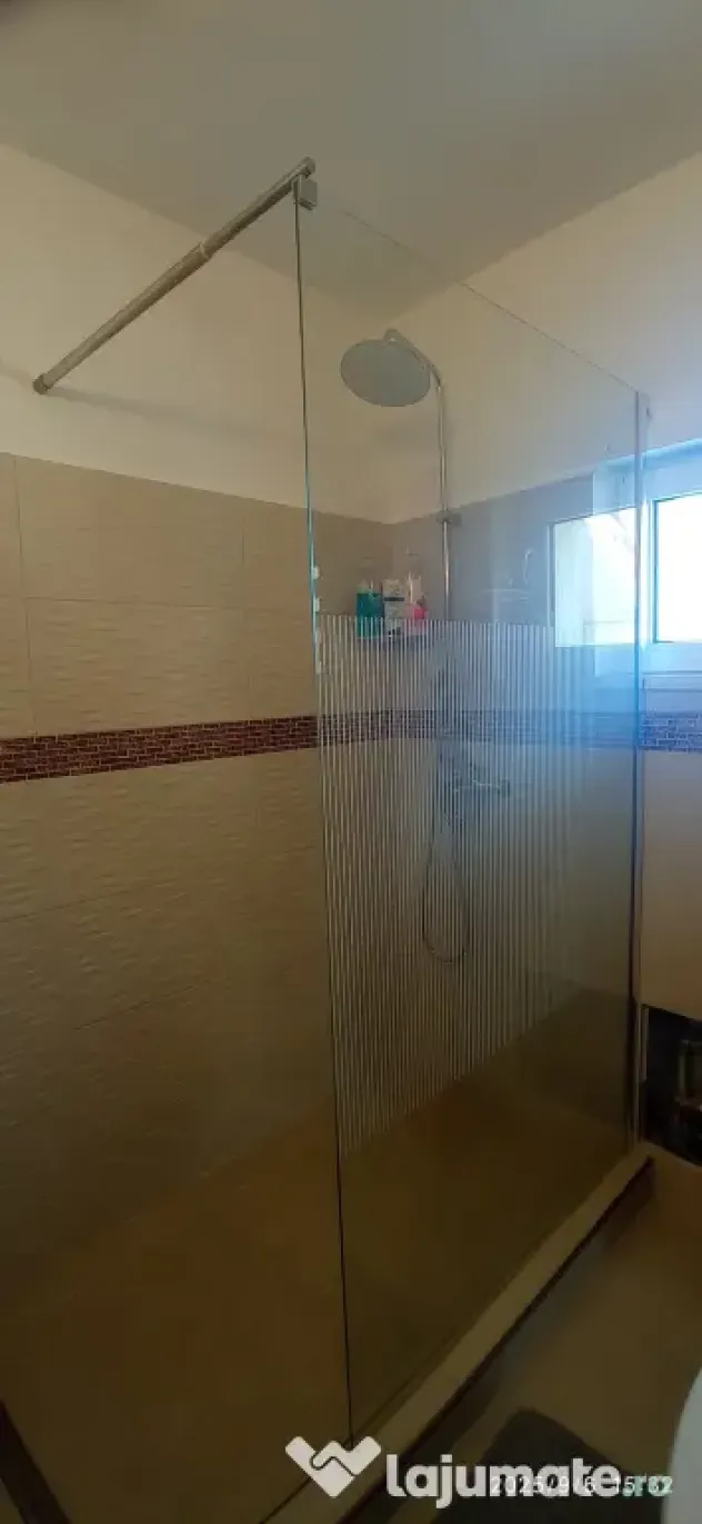 Vand apartament cu 4 camere , Sanmartin