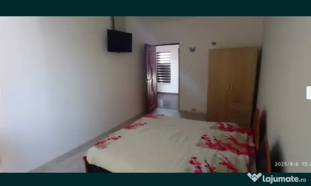 Vand apartament cu 4 camere , Sanmartin
