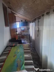 Casa de vanzare, 97 mp, zona Nadrag