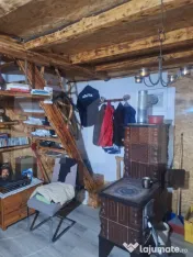 Casa de vanzare, 97 mp, zona Nadrag