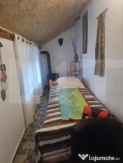 Casa de vanzare, 97 mp, zona Nadrag