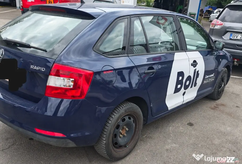 Skoda Rapid 2015 1.2 Benzină Manuala - Brasov (Brasov)