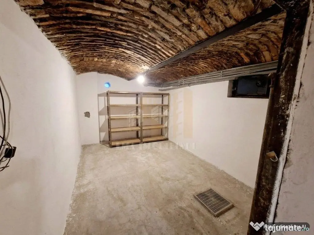 Casa individuala Centrul Civic Brasov - Brasov (Brasov)