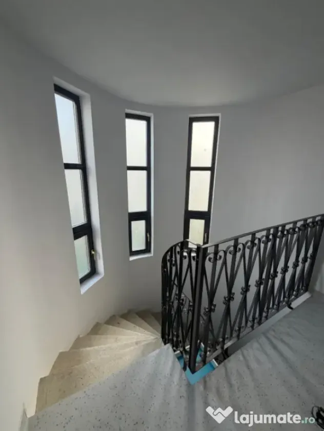 Zona spital , casa individuala, teren 504mp - Radauti (Suceava)