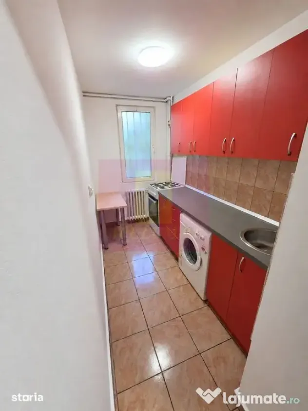 Garsoniera decomandata Drumul Taberei, metrou Valea Ialomitei - Bucuresti (Bucuresti-Ilfov)