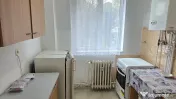 Vand apartament 2 camere in Deva, zona Pacii (Cartea Funciara), etaj 1 