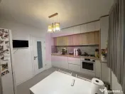 Apartament de vanzare 3 camere Mall Vitan, cu Centrala proprie