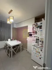 Apartament de vanzare 3 camere Mall Vitan, cu Centrala proprie