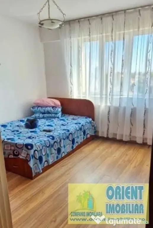 Casa de Cultura, de vanzare apartament 2 camere, gaze, decomandat - Constanta (Constanta)