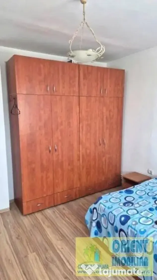 Casa de Cultura, de vanzare apartament 2 camere, gaze, decomandat - Constanta (Constanta)