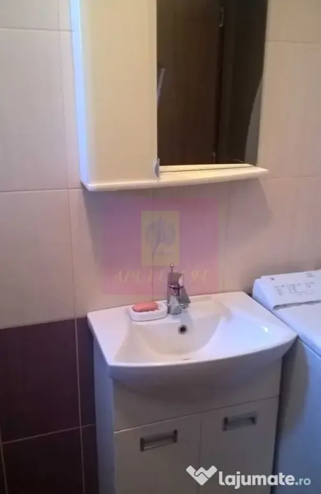 Penthouse cu 3 camere și terasă de 40 mp | Zona 1 Mai – Ion Mihalache - Bucuresti (Bucuresti-Ilfov)