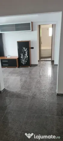 - Apartament 3 camere confort 1 decomandat, Dorobantilor Bar