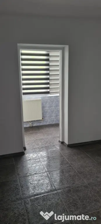 - Apartament 3 camere confort 1 decomandat, Dorobantilor Bar - Braila (Braila)