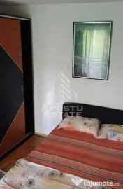 Apartament cu 2 camere, etaj 4 cu acoperis, zona Dacia 