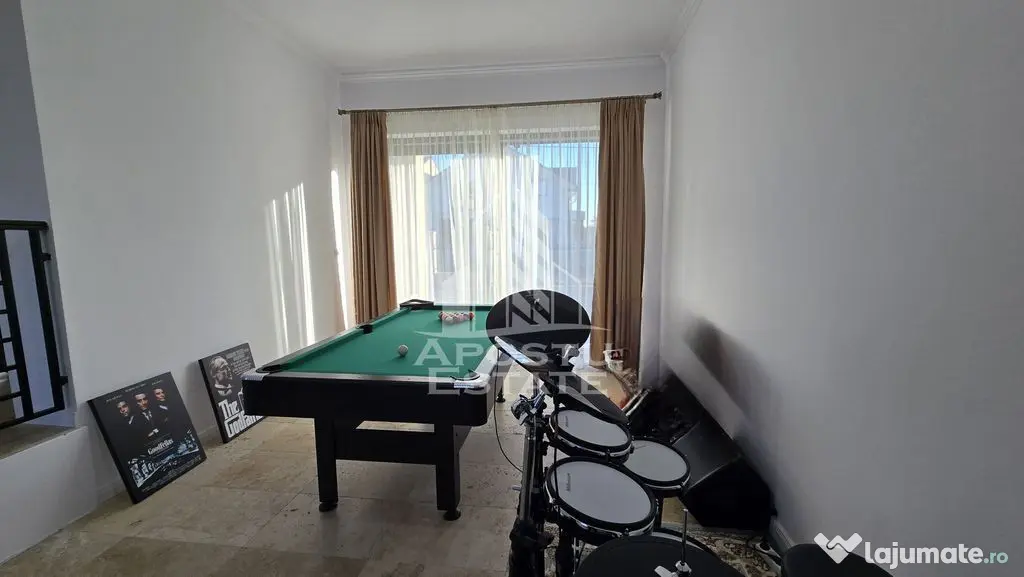 Casa individuala de vanzare cu 5 camere, 3 bai si garaj, Sag, Timis - Sag (Timis)