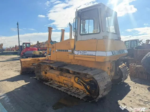 Cabina buldozer Liebherr PR 712 piese - Seini (Maramures)