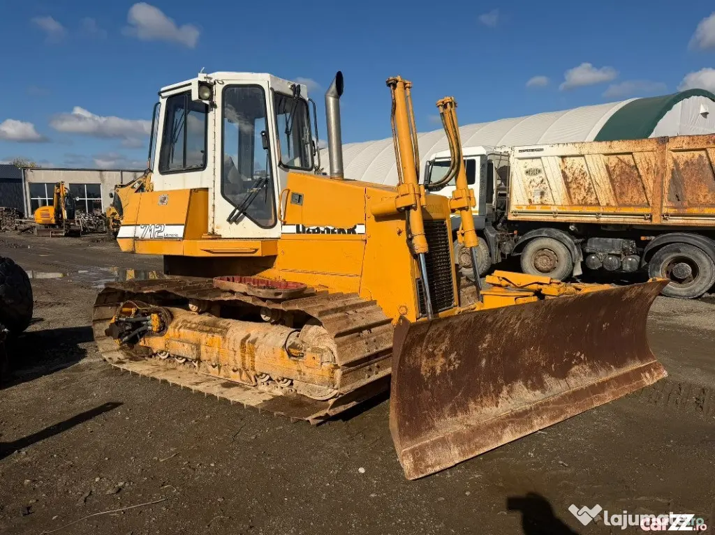 Cabina buldozer Liebherr PR 712 piese - Seini (Maramures)