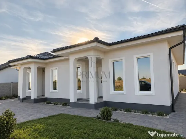 Duplex toate utilitatile - perete dublu - asfalt - Mosnita Noua (Timis)