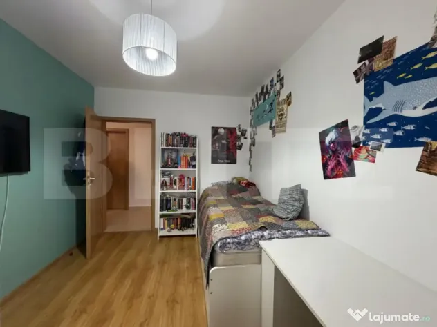 Apartament cu 3 camere | Mobilat, utilat | Loc de parcare | - Brasov (Brasov)
