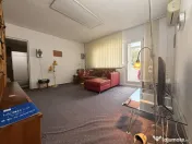 Apartament 3 camere, 72 mp utili, etaj 2, boxa înscrisă in 