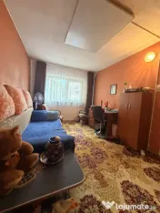 Apartament 3 camere, 72 mp utili, etaj 2, boxa înscrisă in 