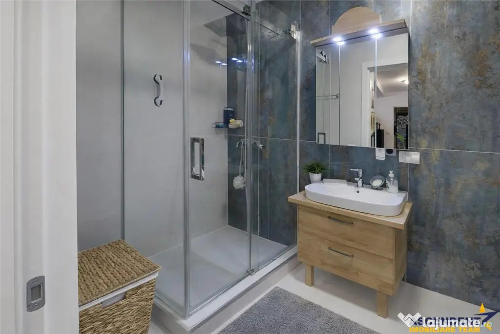 Gata de mutare! Apartament 75 mp cu terasa si toate facilita - Brasov (Brasov)