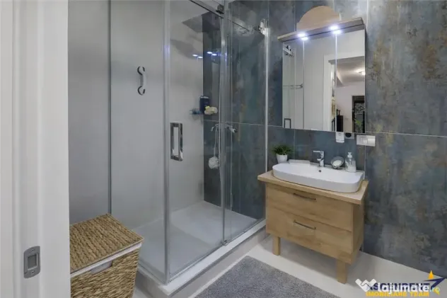 Gata de mutare! Apartament 75 mp cu terasa si toate facilita - Brasov (Brasov)