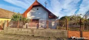 Casa 3 camere,curte si gradina 