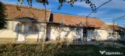 Casa 3 camere,curte si gradina 