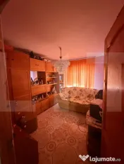 Apartament 3 camere decomandat ,72 mp utili, zona parculet R 