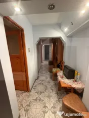 Apartament 3 camere decomandat ,72 mp utili, zona parculet R 