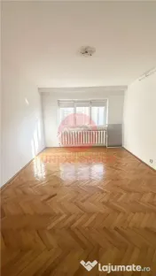 Apartament 2 Camere Decomandat, 58 mp, Poarta 6