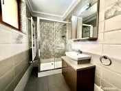 Duplex cu 5 camere de vanzare la cheie garaj curte si terasa 