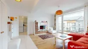 Apartament cu 2 camere de închiriat în UNO Brașov | Balcon generos 