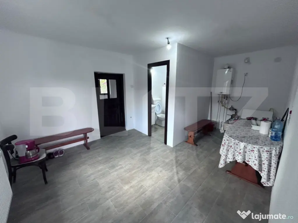 Casa cu teren 1000mp-Zona Lelesti - Targu Jiu (Gorj)