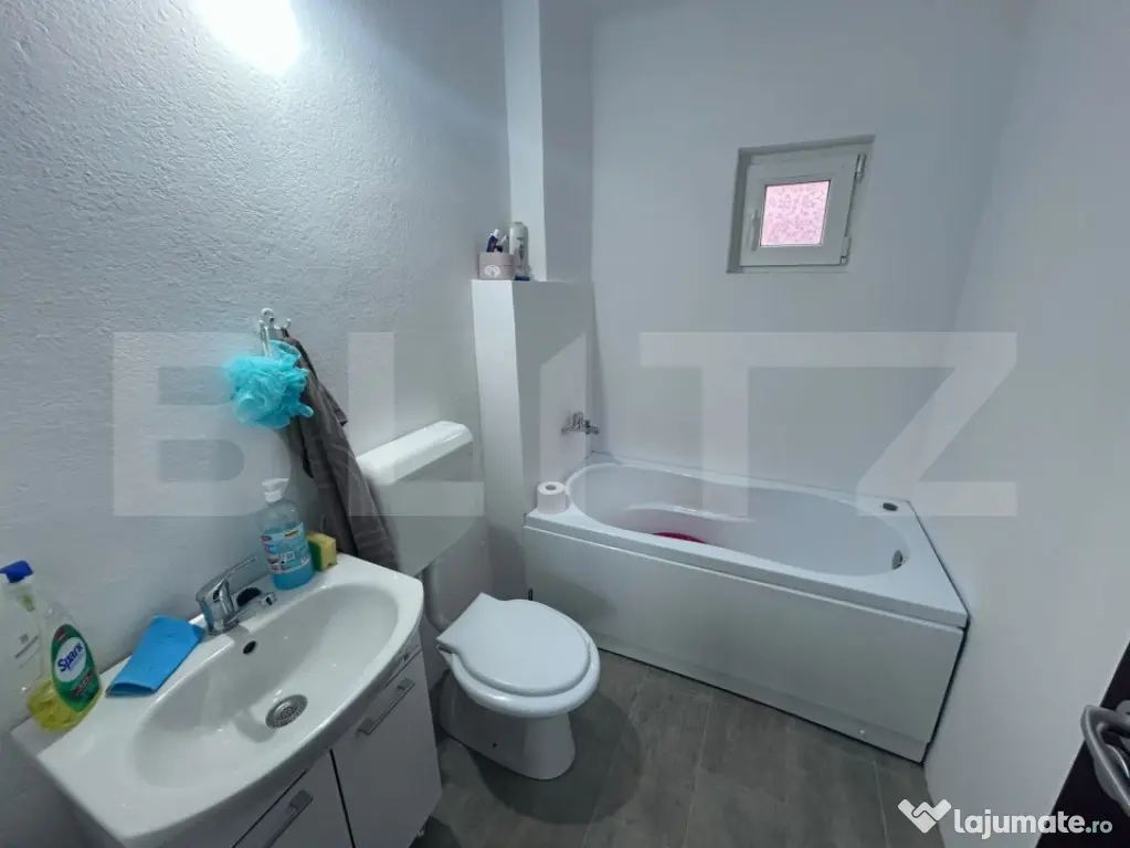 Casa cu teren 1000mp-Zona Lelesti - Targu Jiu (Gorj)