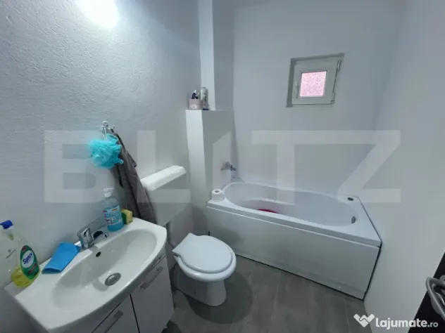 Casa cu teren 1000mp-Zona Lelesti - Targu Jiu (Gorj)