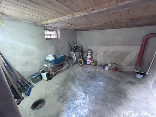Casa cu teren 1000mp-Zona Lelesti - Targu Jiu (Gorj)