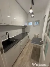 Baba novac dristor parter