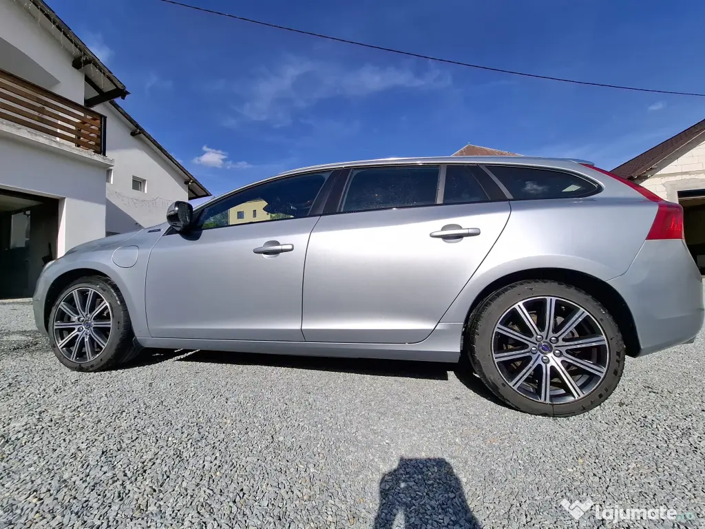 VOLVO V60 2017 — imagine 4