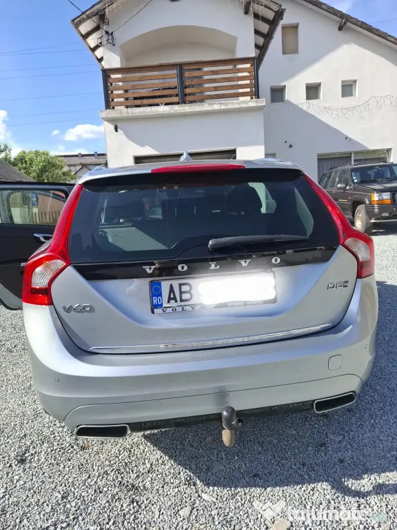 VOLVO V60 2017 — imagine 6