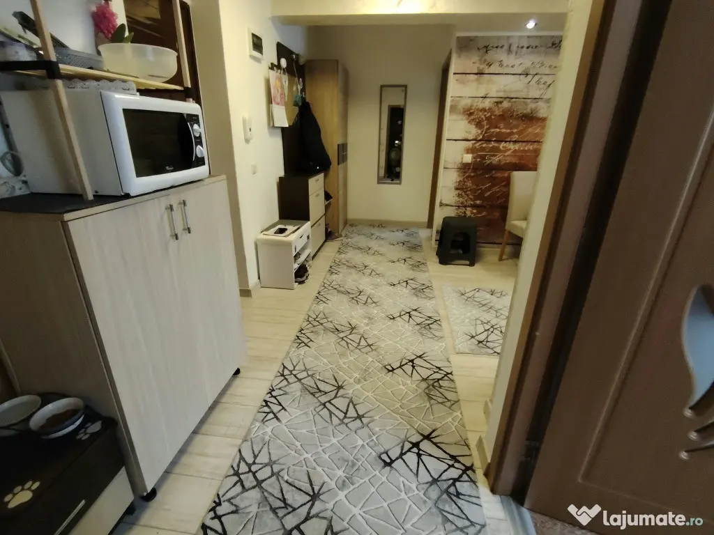 Vanzare Apartament 2 camere decomandat, 57 mp , Florilor - Floresti (Cluj)