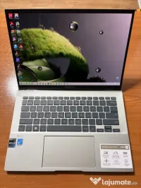 ASUS Zenbook 14” OLED 