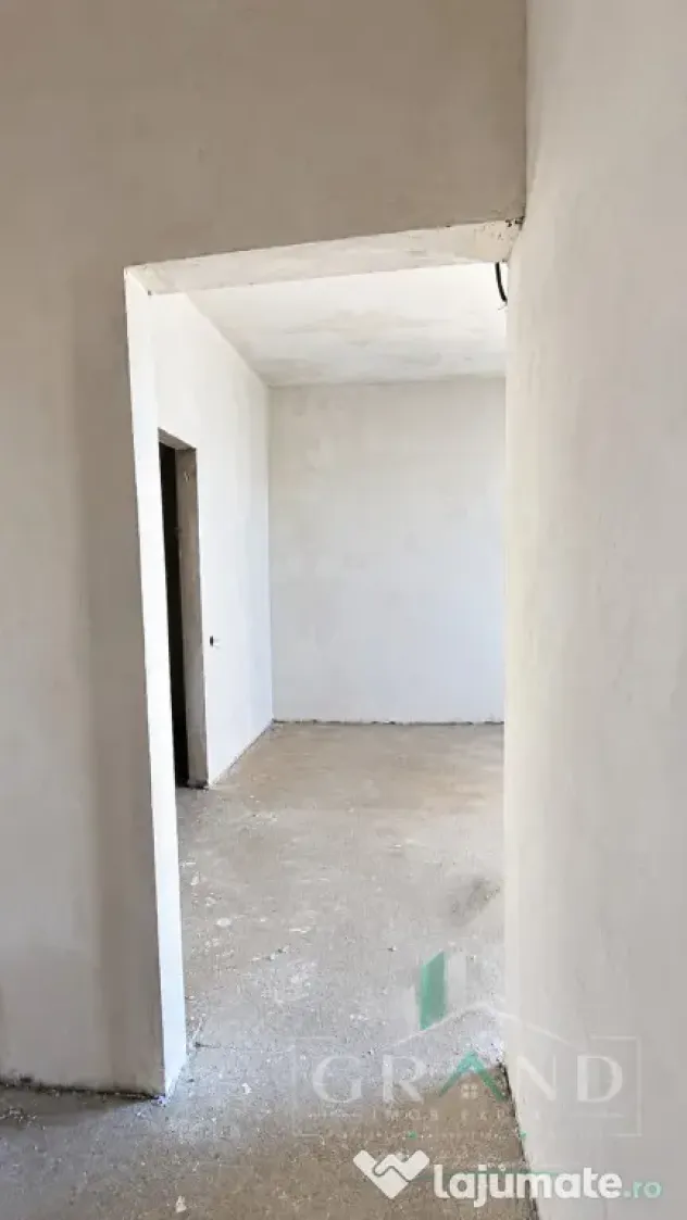 Oportunitate ! Apartament 4 Camere | Semifinisat | Logie 10 - Floresti (Cluj)