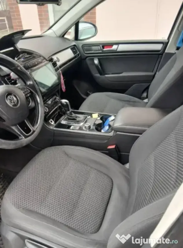 VW Touareg 2014 3.0 TDI, 240CP, Automat