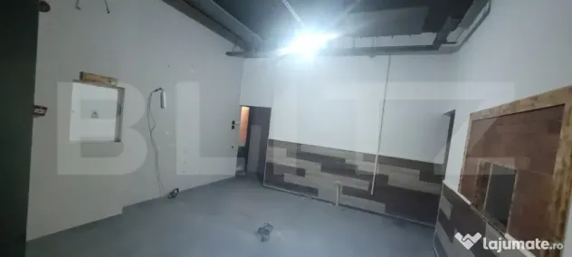 Spatiu comercial 41mp, geam vitrina, amenajat. Optimus Vivo - Floresti (Cluj)